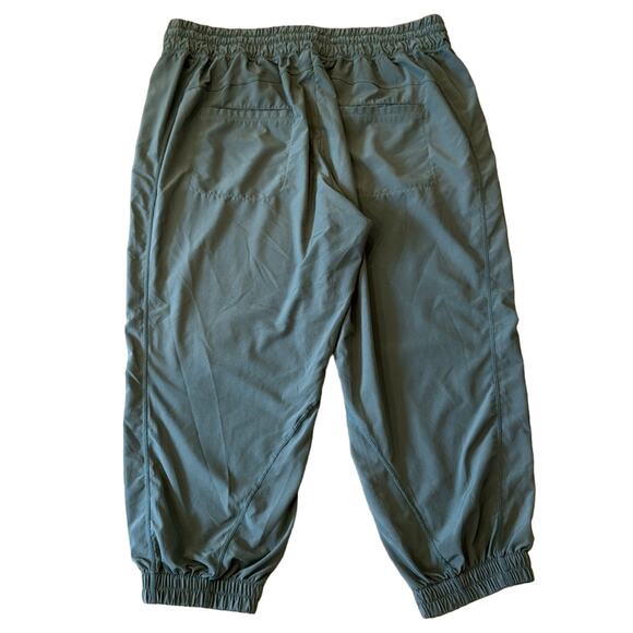 Zella Women's Lightweight Cropped Joggers Sage Green Size 2X - Picture 2 of 7